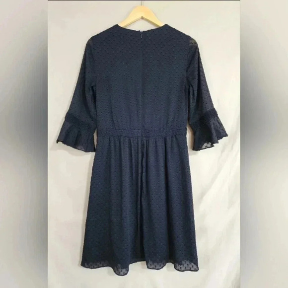 Women's Banana Republic Flutter Sleeve Dress, Navy Blue, Size 6, PreOwned - Picture 3 of 9